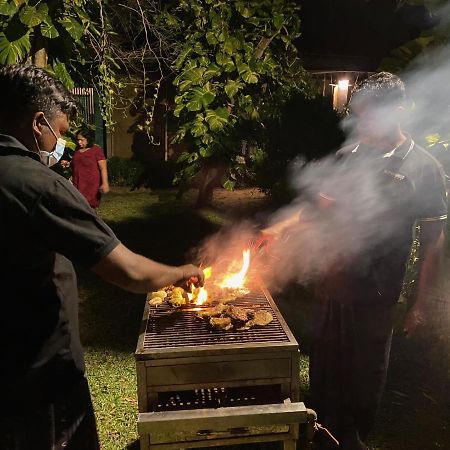 Yala Villa Kirinda  Eksteriør billede